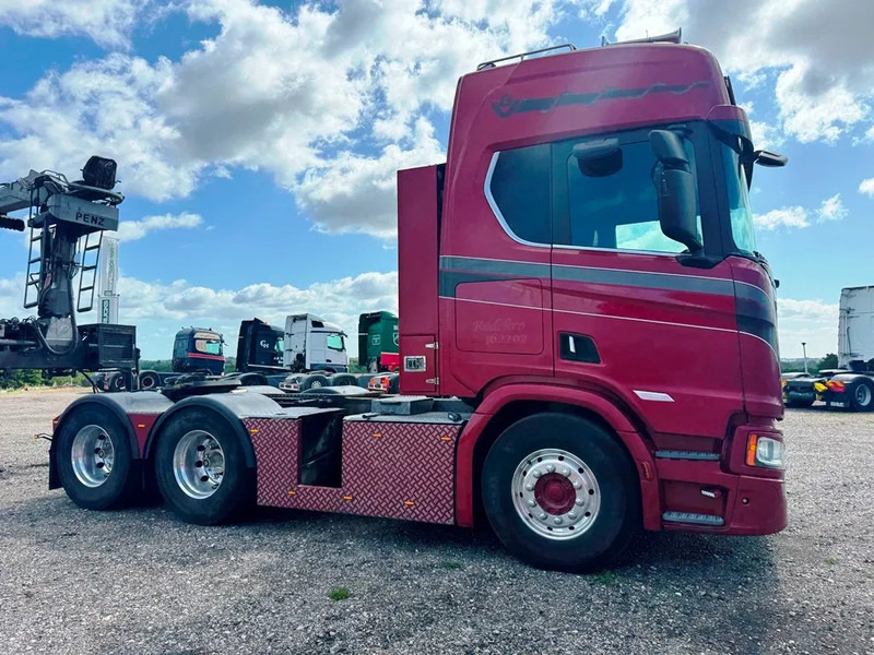 Scania R650 V8 NGS Special Interior. . 6x4 - Tracteur routier: photos 4 Scania R650 V8 NGS Special Interior. . 6x4 - Tracteur routier: photos 4