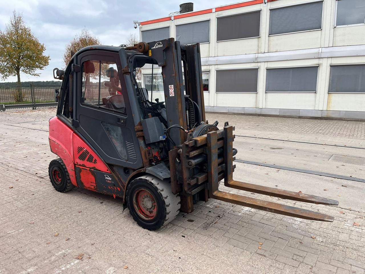 Linde H 35 - Chariot élévateur diesel: photos 1 Linde H 35 - Chariot élévateur diesel: photos 1