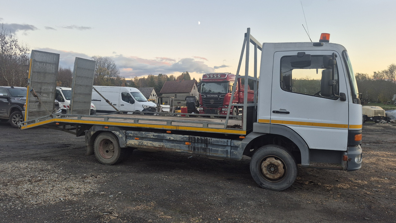 MERCEDES-BENZ ATEGO 970.21 - Camion porte-voitures: photos 4 MERCEDES-BENZ ATEGO 970.21 - Camion porte-voitures: photos 4