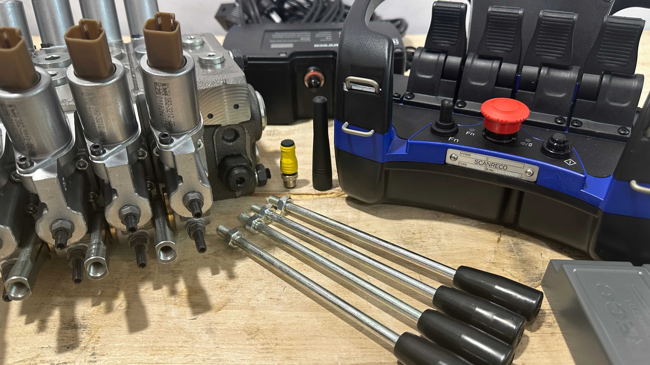Set Scanreco G4 with Walvoil DPX100 Bandit Industries, DR Power Equipment - Dessoucheuse: photos 4 Set Scanreco G4 with Walvoil DPX100 Bandit Industries, DR Power Equipment - Dessoucheuse: photos 4