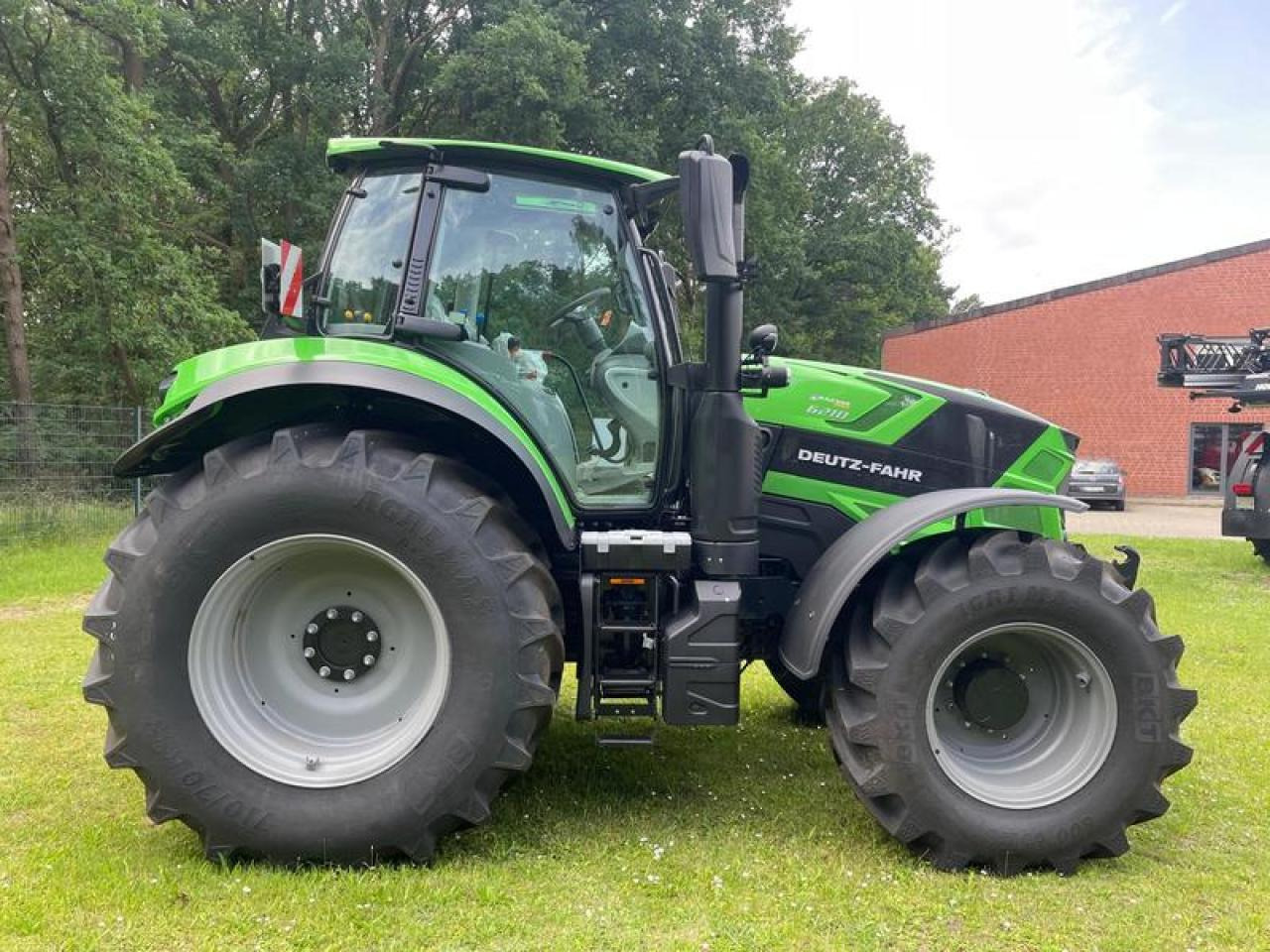Deutz-Fahr 6210 PSHIFT AKTION - Tracteur agricole: photos 4 Deutz-Fahr 6210 PSHIFT AKTION - Tracteur agricole: photos 4