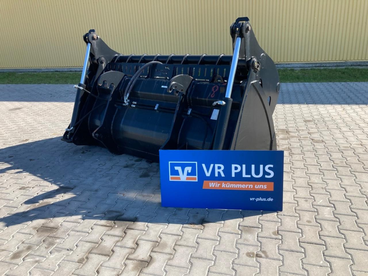 LSB SILAGEGREIFSCHAUFEL AKTION - Godet pour chargeur: photos 1 LSB SILAGEGREIFSCHAUFEL AKTION - Godet pour chargeur: photos 1