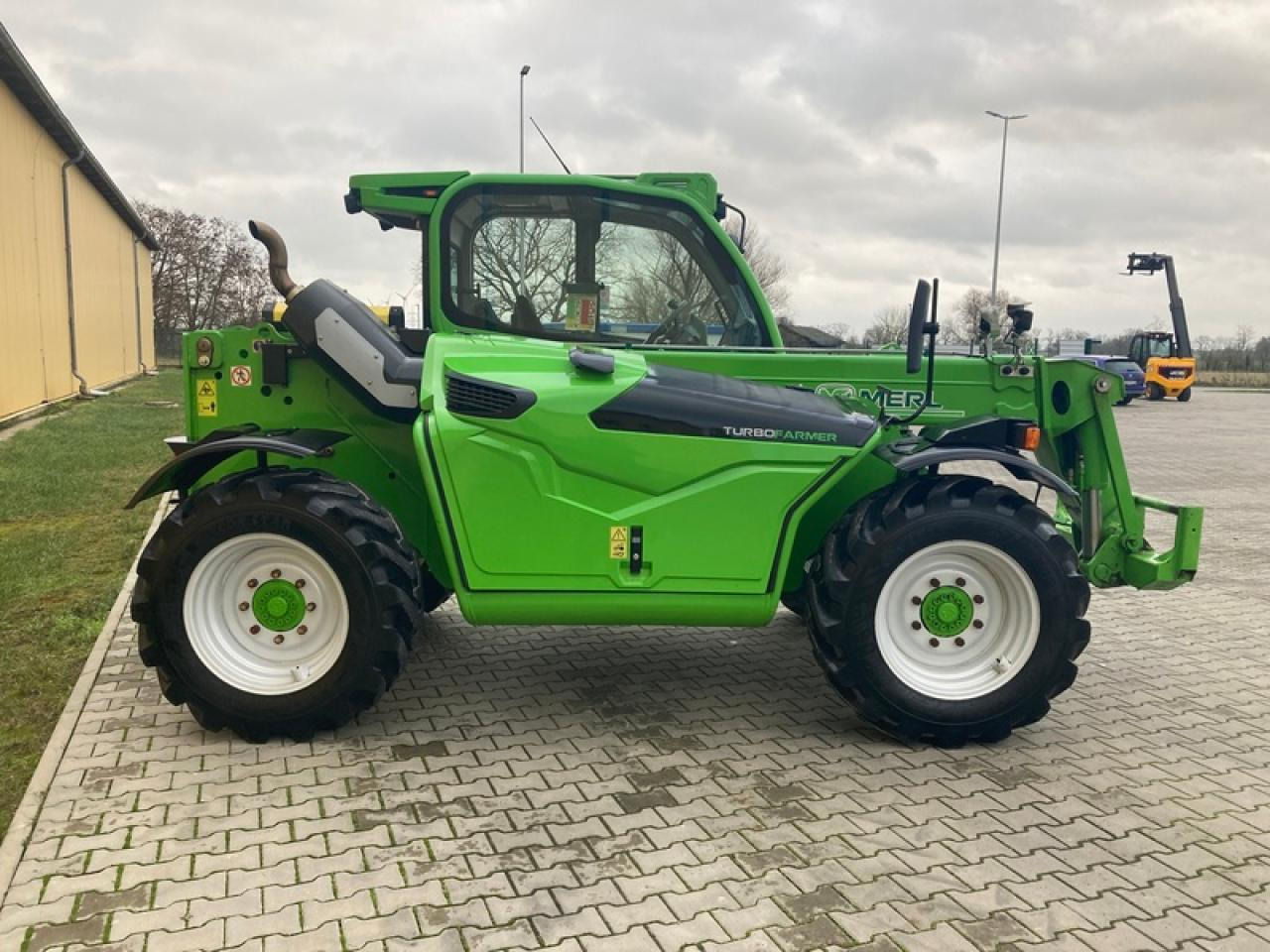 Merlo TF42.7-140 - Chariot télescopique: photos 4 Merlo TF42.7-140 - Chariot télescopique: photos 4