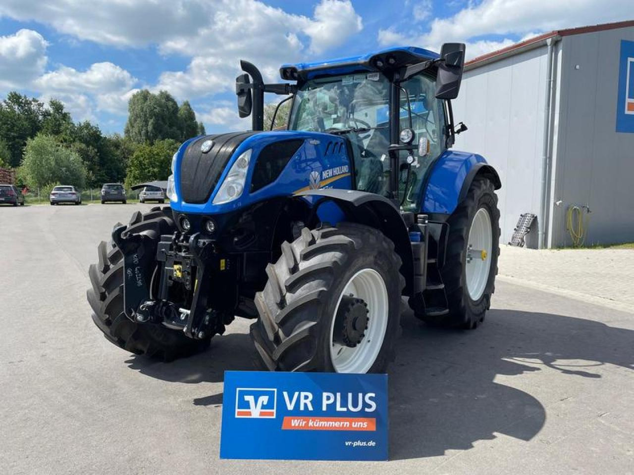New Holland T 7.245 - Tracteur agricole: photos 1 New Holland T 7.245 - Tracteur agricole: photos 1