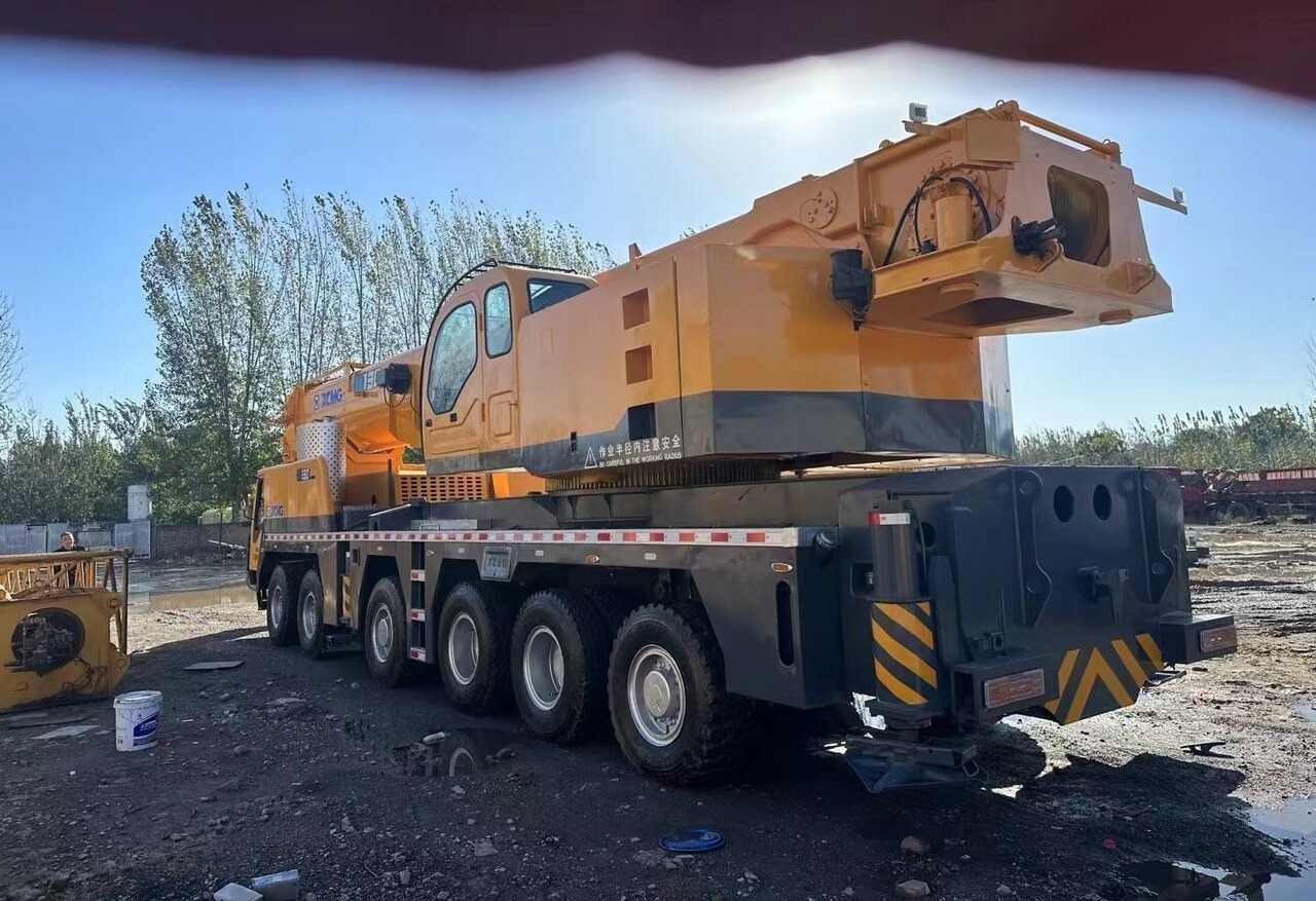 XCMG - Grue mobile: photos 4 XCMG - Grue mobile: photos 4