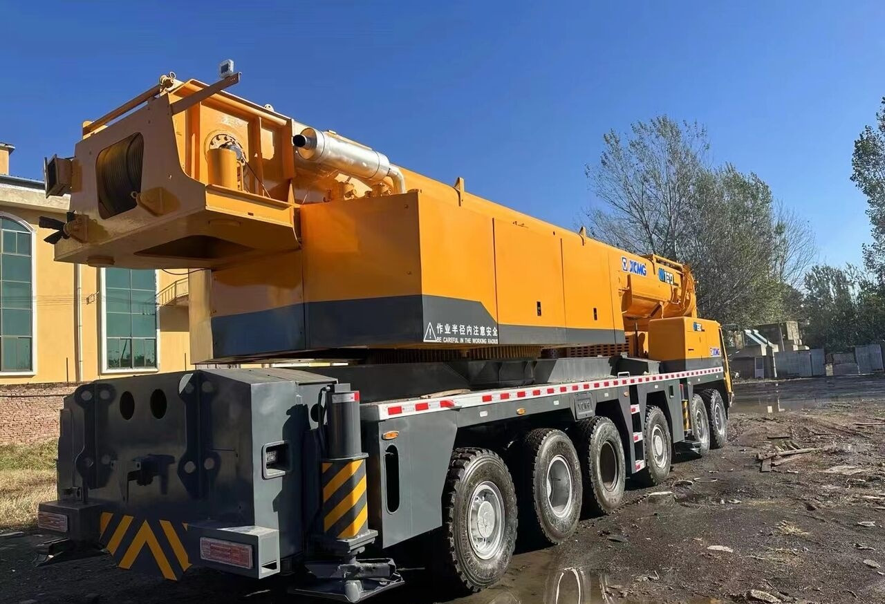 XCMG - Grue mobile: photos 5 XCMG - Grue mobile: photos 5