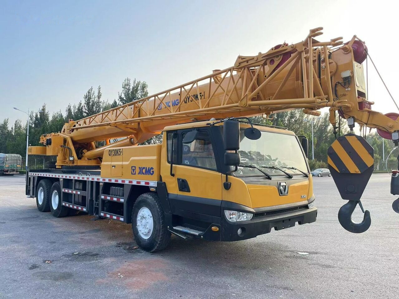 XCMG QY30K - Grue mobile: photos 2 XCMG QY30K - Grue mobile: photos 2