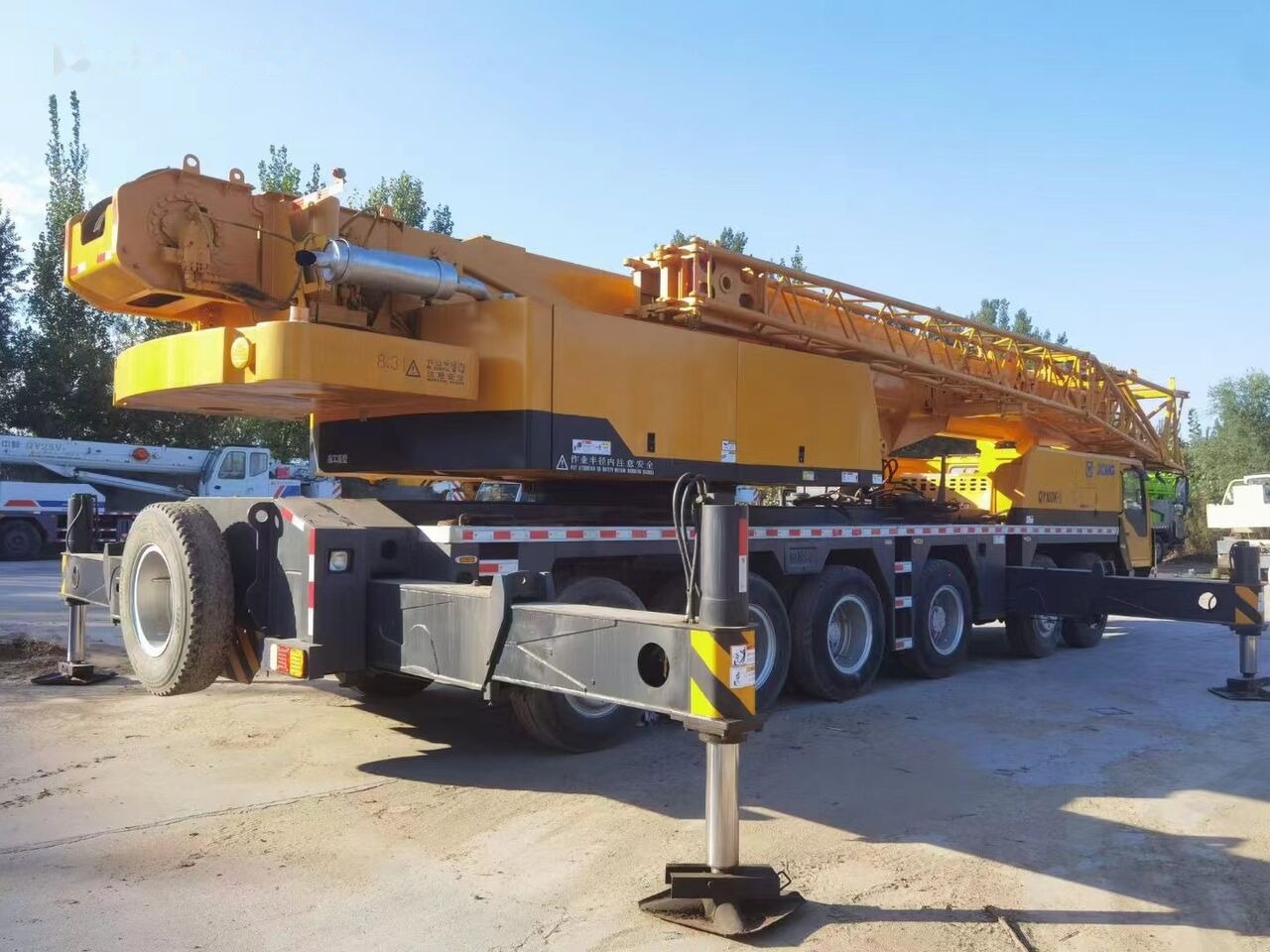 XCMG qy100k - Grue mobile: photos 4 XCMG qy100k - Grue mobile: photos 4