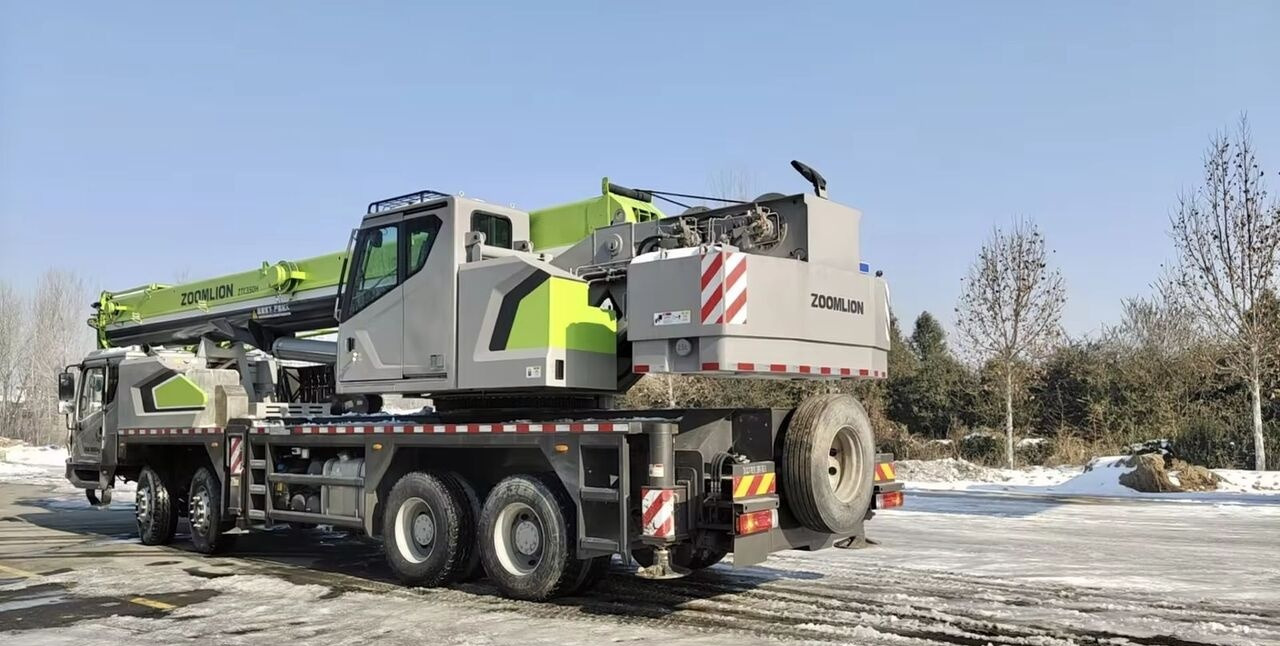 Zoomlion ZTC350 - Grue mobile: photos 2 Zoomlion ZTC350 - Grue mobile: photos 2
