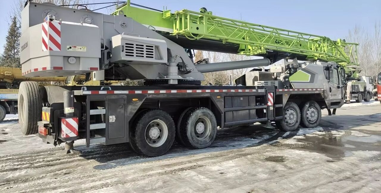 Zoomlion ZTC350 - Grue mobile: photos 1 Zoomlion ZTC350 - Grue mobile: photos 1