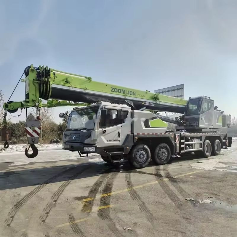 Zoomlion ZTC350 ZTC250 ZTC550 ZTC1000 - Grue mobile: photos 2 Zoomlion ZTC350 ZTC250 ZTC550 ZTC1000 - Grue mobile: photos 2