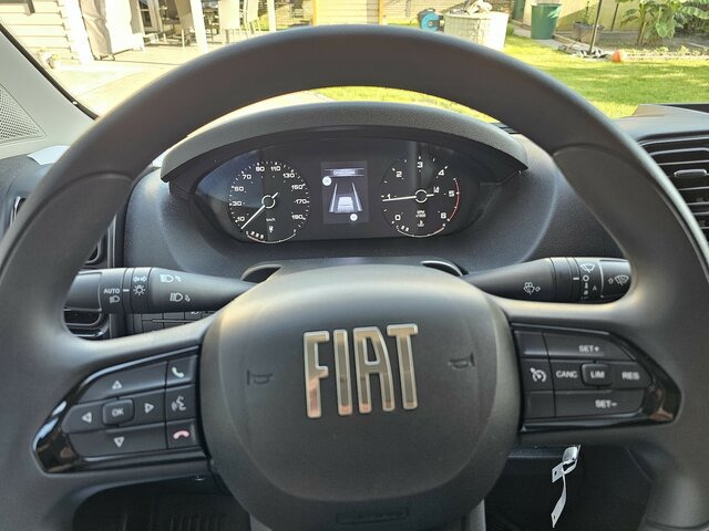 FIAT Ducato 140 DOKA Pritsche 2,9 Meter Klima DAB... - Utilitaire plateau, Utilitaire double cabine: photos 2 FIAT Ducato 140 DOKA Pritsche 2,9 Meter Klima DAB... - Utilitaire plateau, Utilitaire double cabine: photos 2