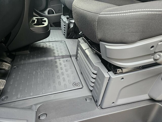 FIAT Ducato 35 140 Serie10-9.2 L2H1 Premium Kabine - Fourgon utilitaire: photos 4 FIAT Ducato 35 140 Serie10-9.2 L2H1 Premium Kabine - Fourgon utilitaire: photos 4