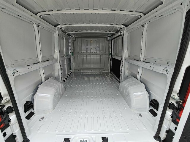 Fourgon utilitaire FIAT Ducato 35 140 Serie10-9.2 Modell 25 L2H1 sofort...: photos 25