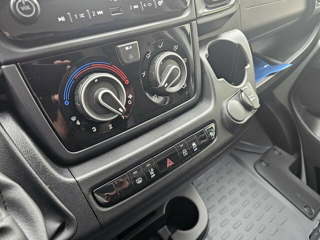 Fourgon utilitaire FIAT Ducato 35 140 Serie10-9.2 Modell 25 L2H1 sofort...: photos 11