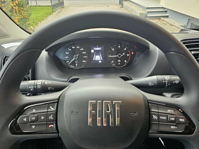 FIAT Ducato 35 Automatik AT L2H2 Voll-LED 260°... - Fourgon utilitaire: photos 5 FIAT Ducato 35 Automatik AT L2H2 Voll-LED 260°... - Fourgon utilitaire: photos 5