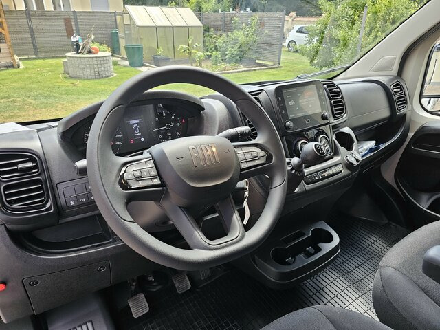 FIAT Ducato 35 MAXI 180 Pritsche Plane LBW BÄR AHK - Utilitaire rideaux coulissants (PLSC): photos 4 FIAT Ducato 35 MAXI 180 Pritsche Plane LBW BÄR AHK - Utilitaire rideaux coulissants (PLSC): photos 4