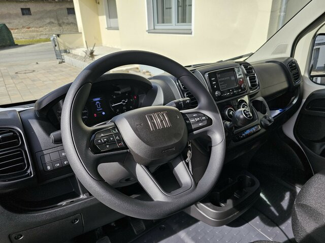 FIAT Ducato 35 MAXI L5H3 L4H3 140 17m³ Serie10 9.2 - Fourgon utilitaire: photos 4 FIAT Ducato 35 MAXI L5H3 L4H3 140 17m³ Serie10 9.2 - Fourgon utilitaire: photos 4