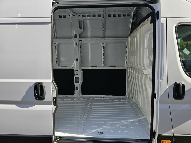 Fourgon utilitaire FIAT Ducato 35 MAXI L5H3 L4H3 140 17m³ Serie10 9.2: photos 27