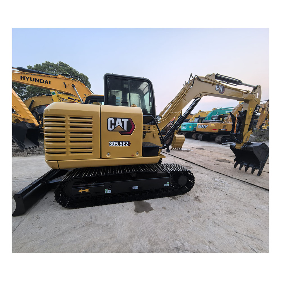 CAT 305.5E2 Excavator - Pelle sur chenille: photos 1 CAT 305.5E2 Excavator - Pelle sur chenille: photos 1