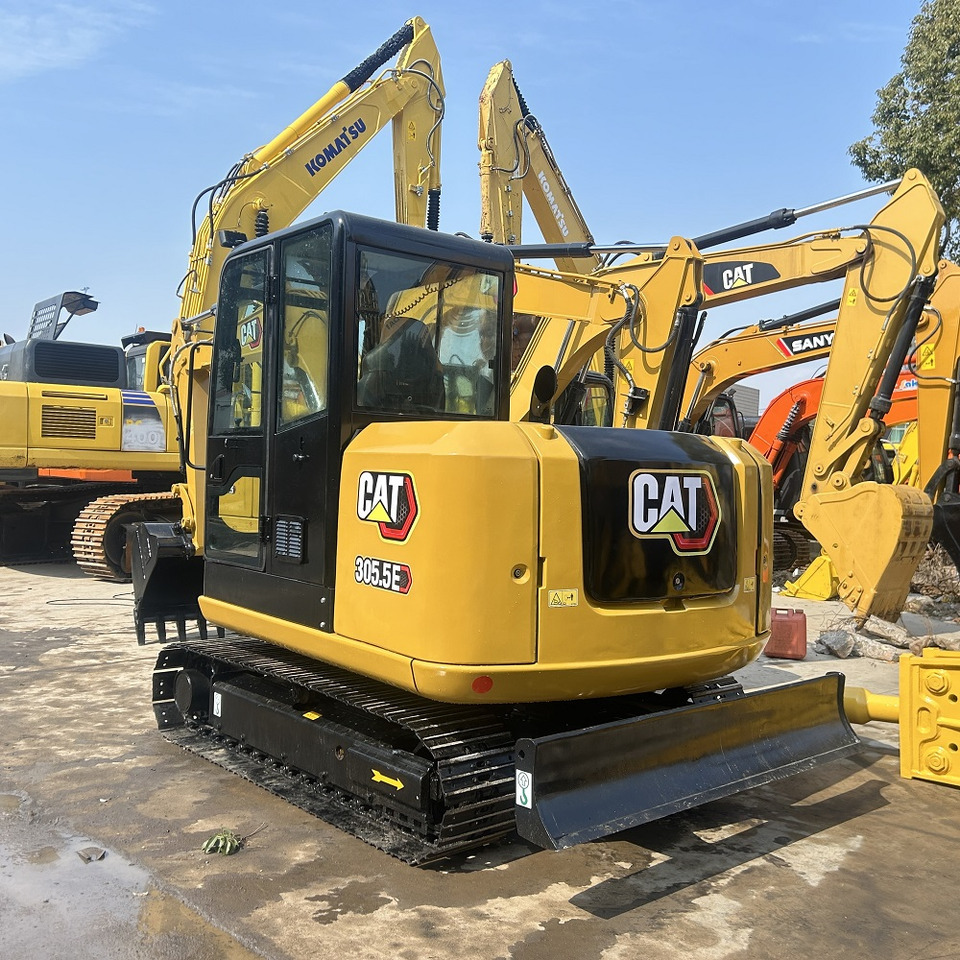 CAT 305.5E2 Excavator - Mini pelle: photos 2 CAT 305.5E2 Excavator - Mini pelle: photos 2