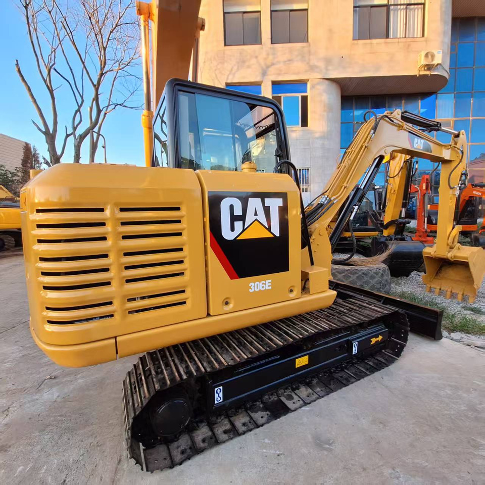 CAT 306E Excavator - Mini pelle: photos 1 CAT 306E Excavator - Mini pelle: photos 1