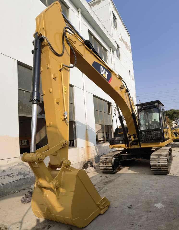CAT 320D2 Excavator - Pelle sur chenille: photos 5 CAT 320D2 Excavator - Pelle sur chenille: photos 5