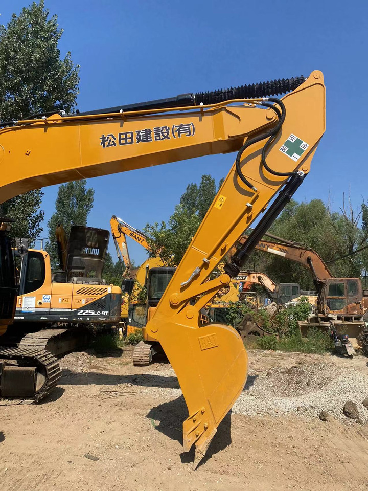 CAT 320DL Excavator - Pelle sur chenille: photos 3 CAT 320DL Excavator - Pelle sur chenille: photos 3