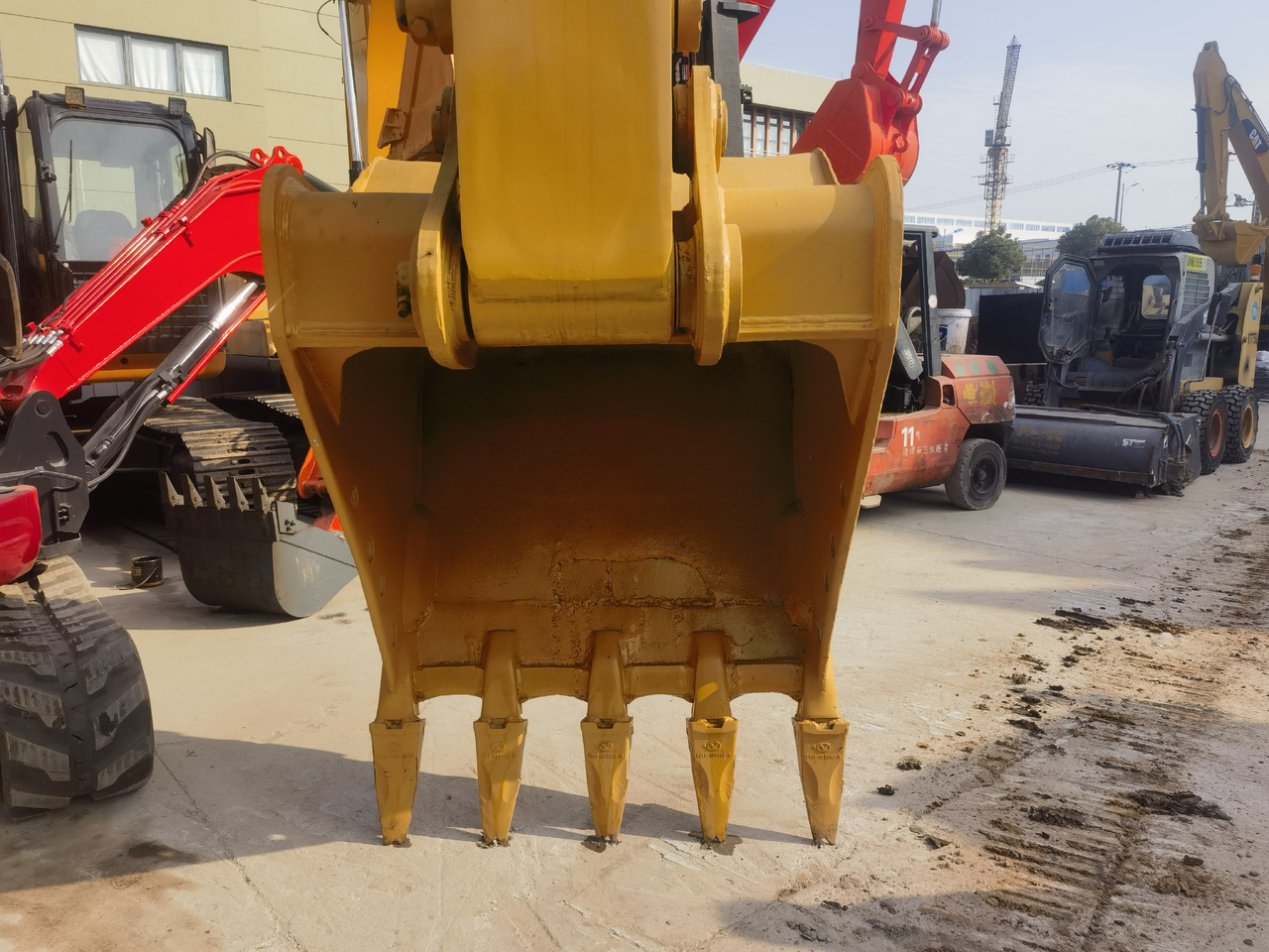 CAT 330D2L Excavator - Pelle sur chenille: photos 5 CAT 330D2L Excavator - Pelle sur chenille: photos 5