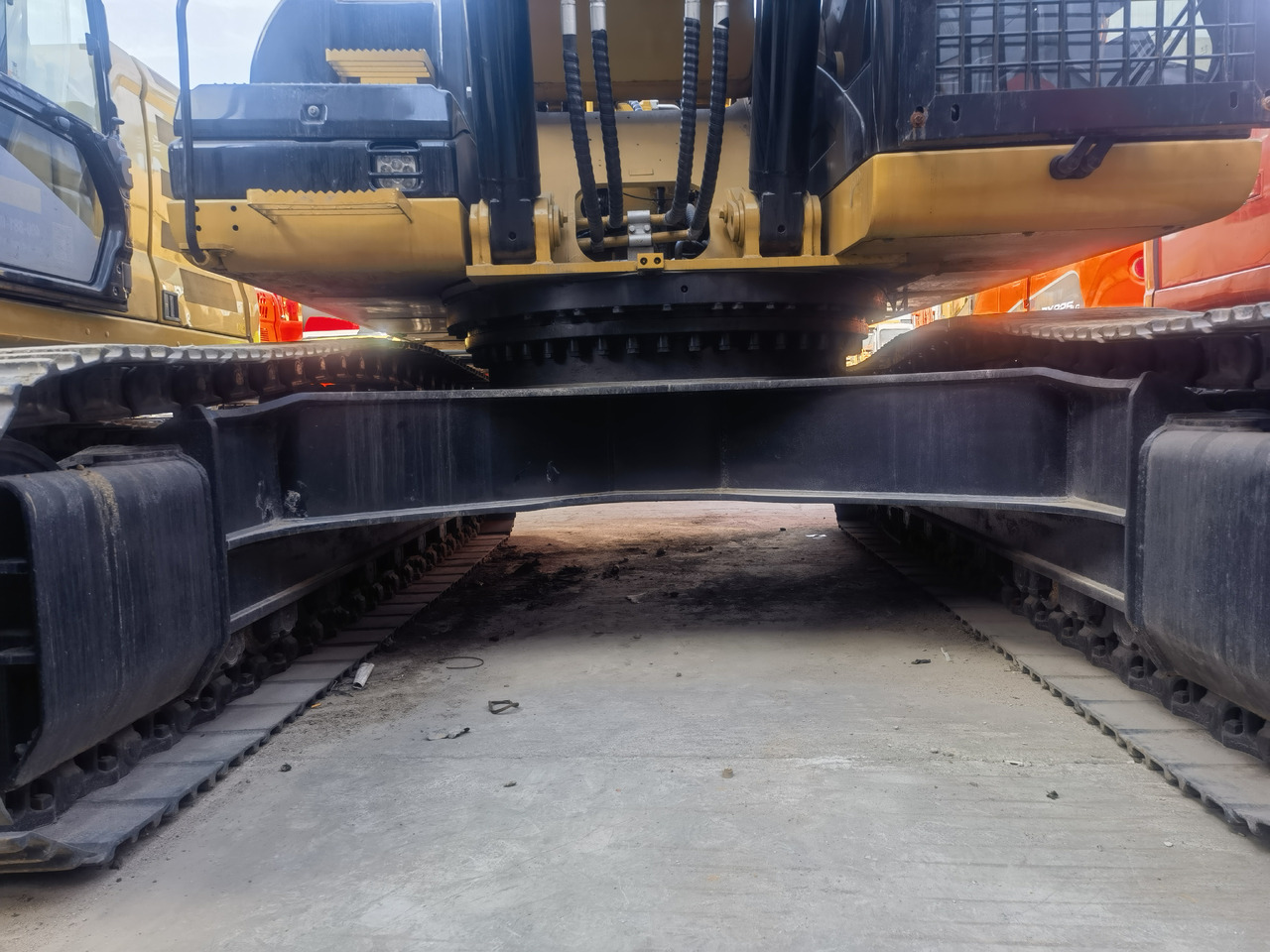 CAT 330D2L Excavator - Pelle sur chenille: photos 4 CAT 330D2L Excavator - Pelle sur chenille: photos 4