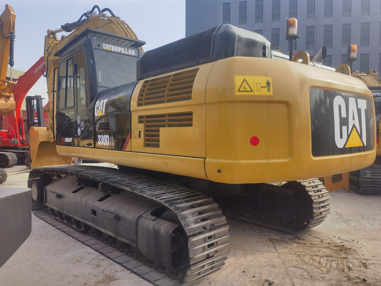 CAT 330D2L Excavator - Pelle sur chenille: photos 1 CAT 330D2L Excavator - Pelle sur chenille: photos 1