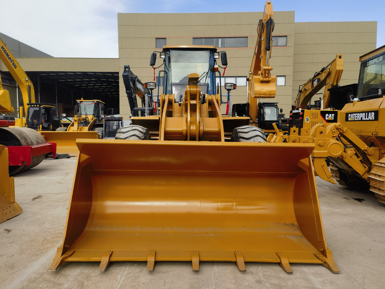 CAT 966H Wheel Loader - Chargeuse sur pneus: photos 4 CAT 966H Wheel Loader - Chargeuse sur pneus: photos 4