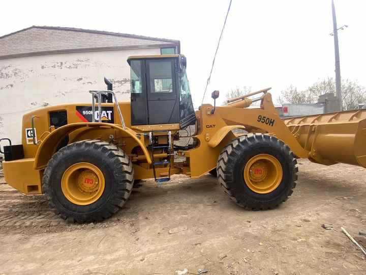CAT Caterpillar CAT950H second hand CAT 950H Wheel Loaders for sale - Chargeuse sur pneus: photos 2 CAT Caterpillar CAT950H second hand CAT 950H Wheel Loaders for sale - Chargeuse sur pneus: photos 2