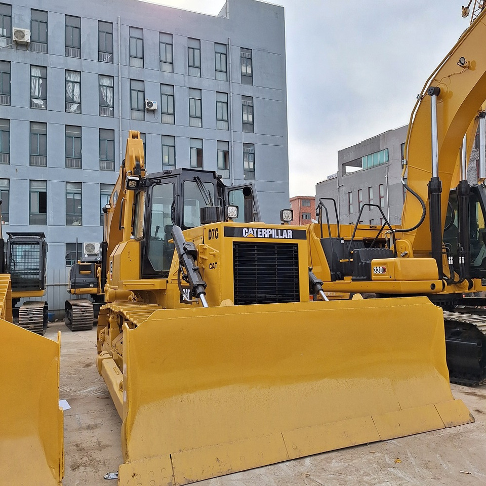 CAT D7G Bulldozer - Bulldozer: photos 5 CAT D7G Bulldozer - Bulldozer: photos 5