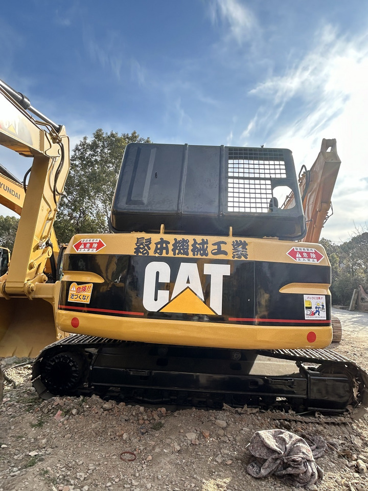 CATERPILLAR CAT 325 BL excavator - Pelle sur chenille: photos 4 CATERPILLAR CAT 325 BL excavator - Pelle sur chenille: photos 4