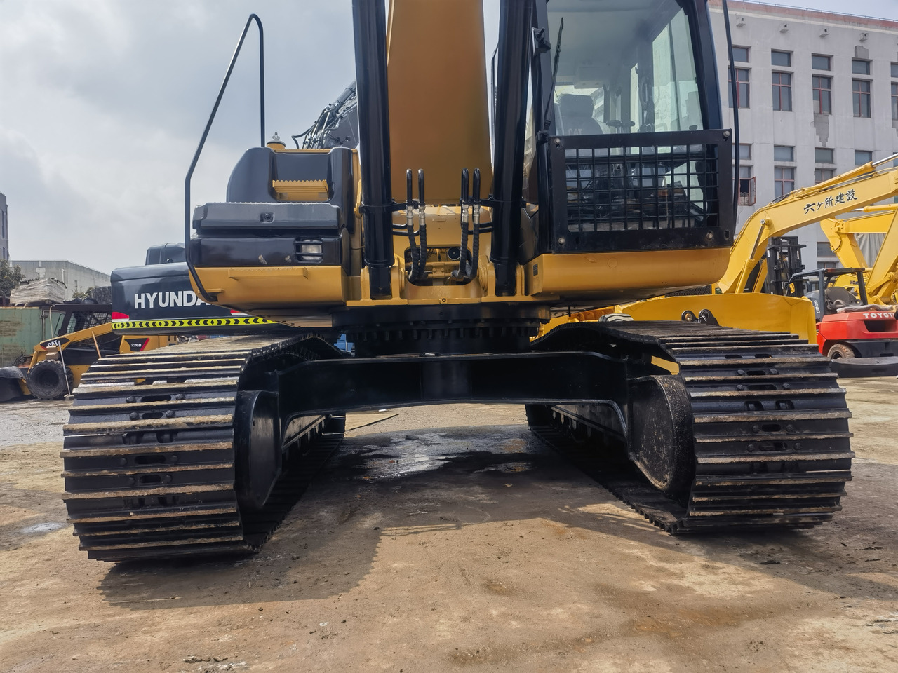 CATERPILLAR CAT 325D Excavator - Pelle sur chenille: photos 3 CATERPILLAR CAT 325D Excavator - Pelle sur chenille: photos 3