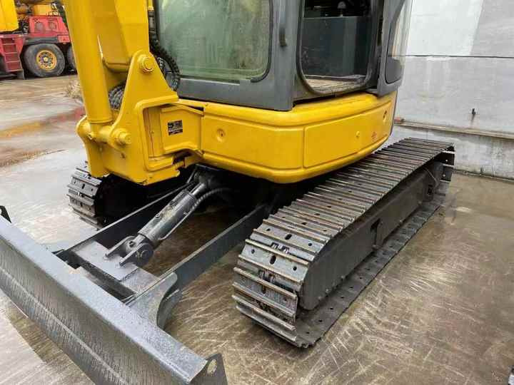 Competitive Price Used Komatsu Excavator PC35 PC55MR2 excellent condition Komatsu pc35mr Excavator - Pelle sur chenille: photos 5 Competitive Price Used Komatsu Excavator PC35 PC55MR2 excellent condition Komatsu pc35mr Excavator - Pelle sur chenille: photos 5