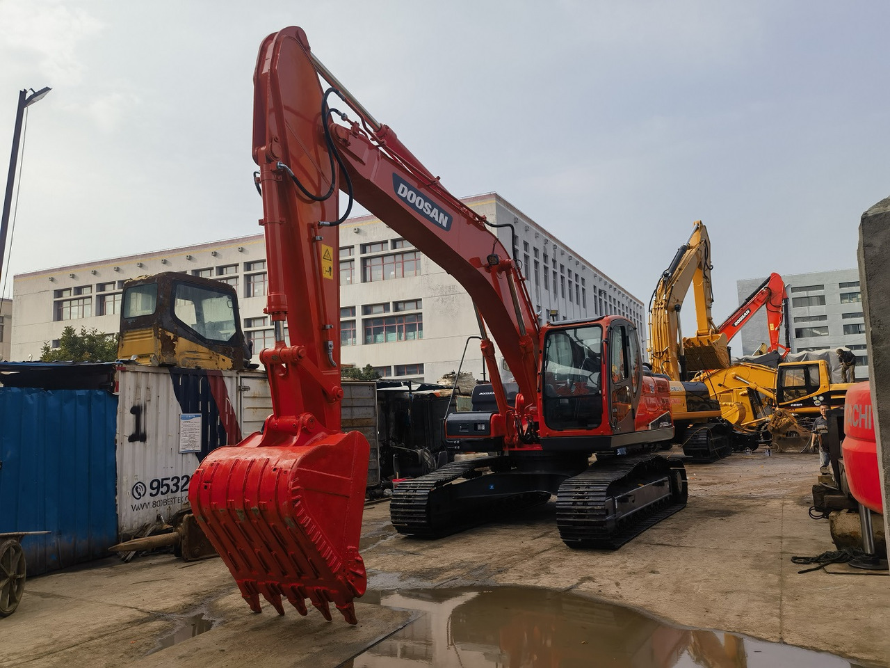 Doosan Dx225 Crawler Excavator - Pelle sur chenille: photos 4 Doosan Dx225 Crawler Excavator - Pelle sur chenille: photos 4
