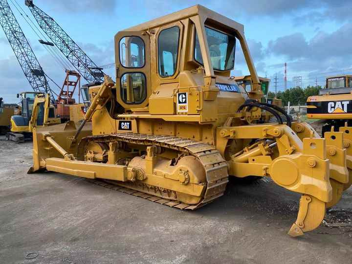 Good Condition Used CAT D7G Bulldozer Medium Caterpillar Crawler Construction Equipment on stock - Bulldozer: photos 2 Good Condition Used CAT D7G Bulldozer Medium Caterpillar Crawler Construction Equipment on stock - Bulldozer: photos 2