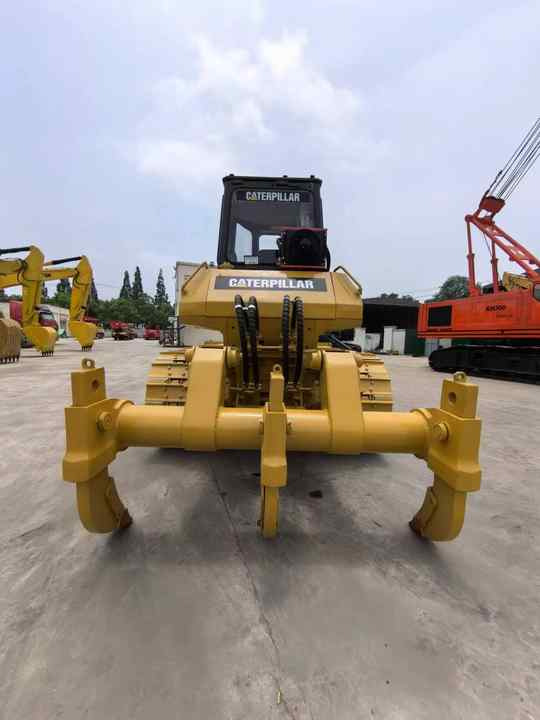 High Efficiency d6h d7h Used Caterpillar Bulldozer d7g used caterpillar bulldozer in shanghai - Bulldozer: photos 3 High Efficiency d6h d7h Used Caterpillar Bulldozer d7g used caterpillar bulldozer in shanghai - Bulldozer: photos 3