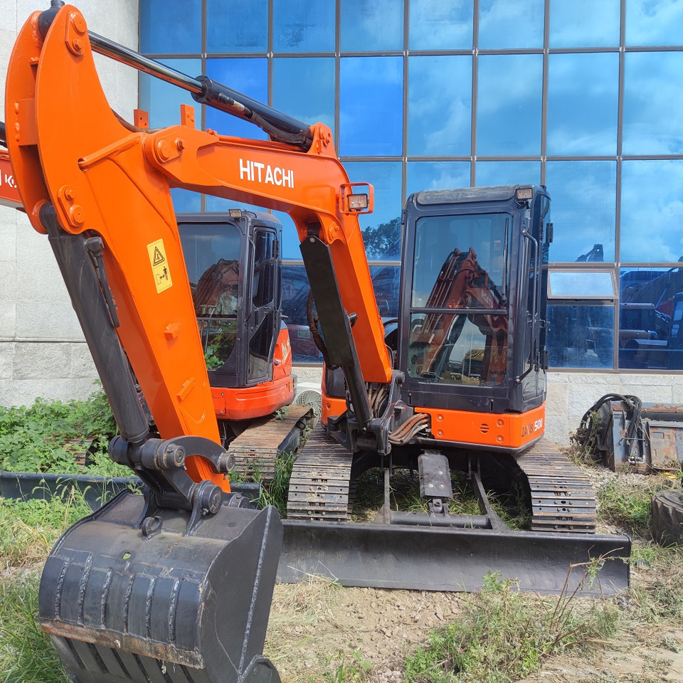 Hitachi ZX50 Excavator - Pelle sur chenille: photos 3 Hitachi ZX50 Excavator - Pelle sur chenille: photos 3