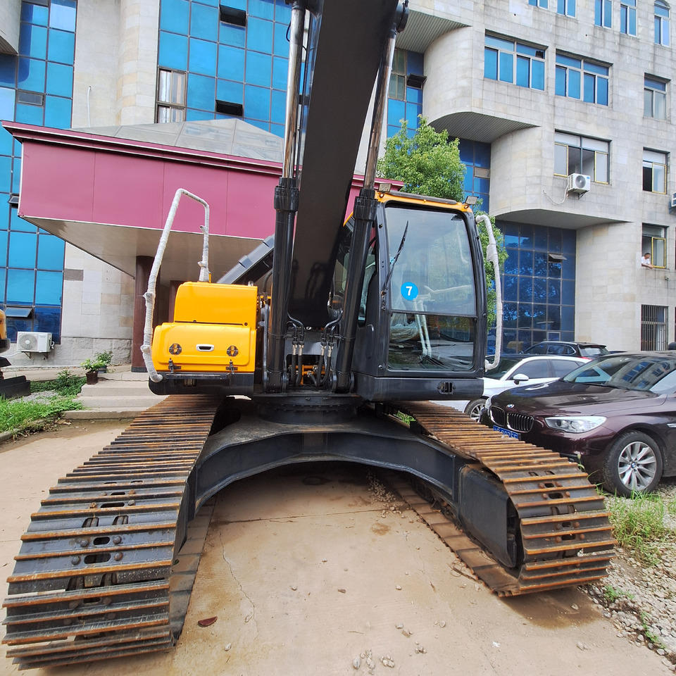 Hyundai 220LC-9S Excavator - Pelle sur chenille: photos 3 Hyundai 220LC-9S Excavator - Pelle sur chenille: photos 3