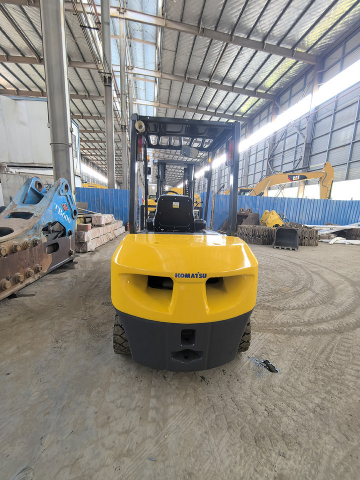 Chariot élévateur diesel Komatsu FD30 Forklift: photos 6