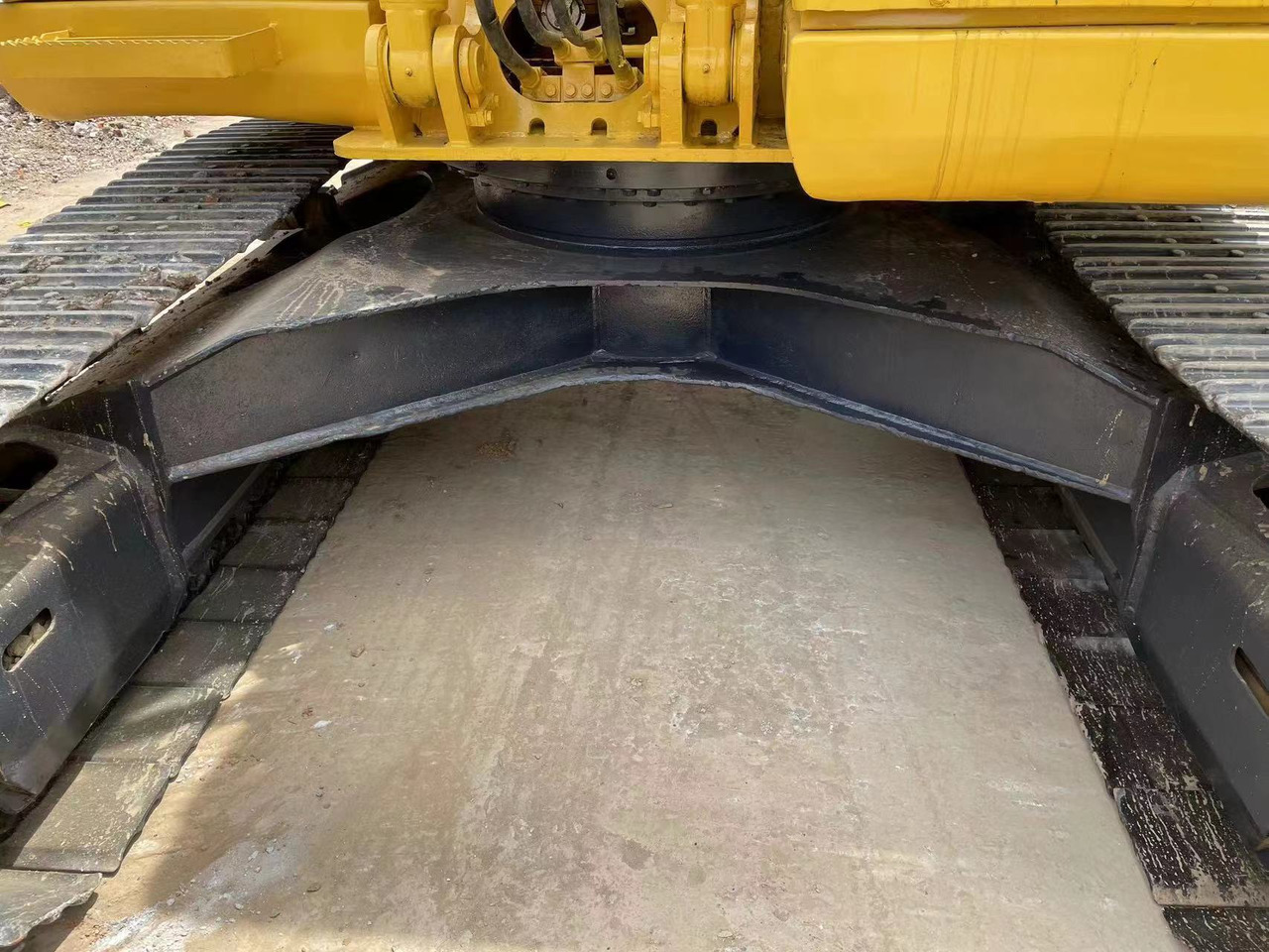 Komatsu PC130 Excavator - Pelle sur chenille: photos 5 Komatsu PC130 Excavator - Pelle sur chenille: photos 5