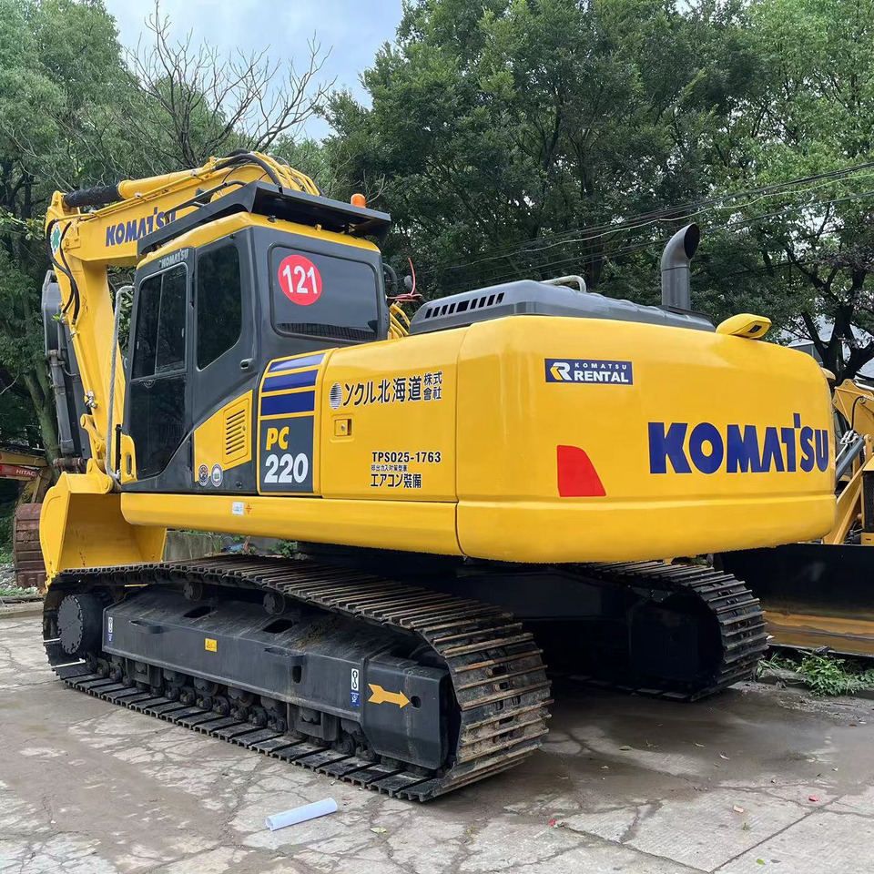 Komatsu PC220-8 Excavator - Pelle sur chenille: photos 2 Komatsu PC220-8 Excavator - Pelle sur chenille: photos 2