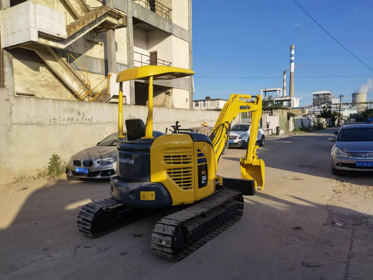 Komatsu PC30 Excavator - Pelle sur chenille: photos 4 Komatsu PC30 Excavator - Pelle sur chenille: photos 4