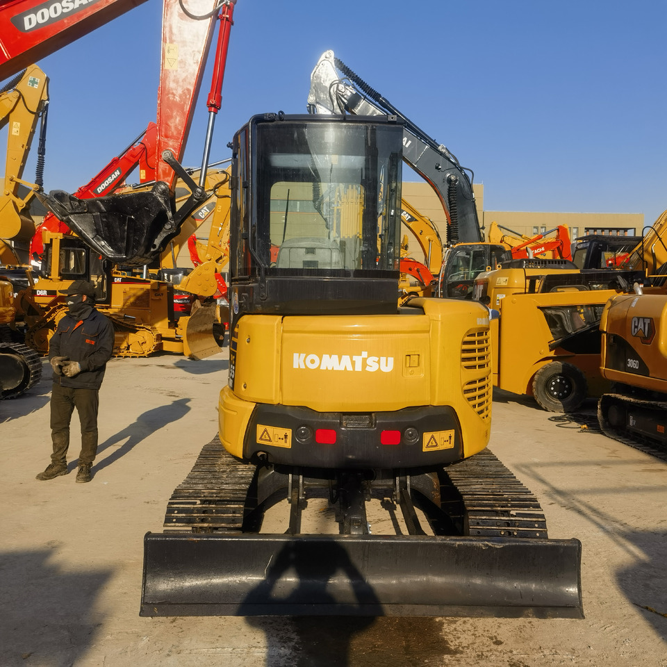 Komatsu PC55MR - Mini pelle: photos 4 Komatsu PC55MR - Mini pelle: photos 4