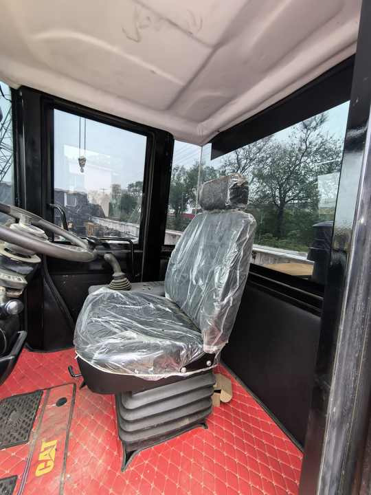 Mini Wheel Loader With Automatic Caterpillar 966H Engine High Operating Efficiency cat966H for sale - Chargeuse sur pneus: photos 5 Mini Wheel Loader With Automatic Caterpillar 966H Engine High Operating Efficiency cat966H for sale - Chargeuse sur pneus: photos 5