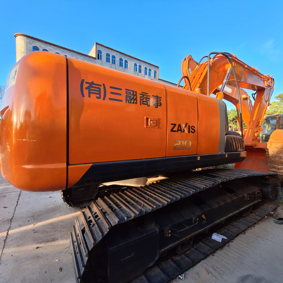 Second hand Hitachi ZX210 excavator - Pelle: photos 2 Second hand Hitachi ZX210 excavator - Pelle: photos 2