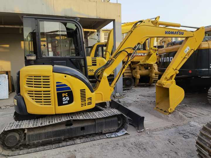 Small mini excavator komatsu PC55MR Komatsu PC55 crawler excavator for sale - Mini pelle: photos 4 Small mini excavator komatsu PC55MR Komatsu PC55 crawler excavator for sale - Mini pelle: photos 4
